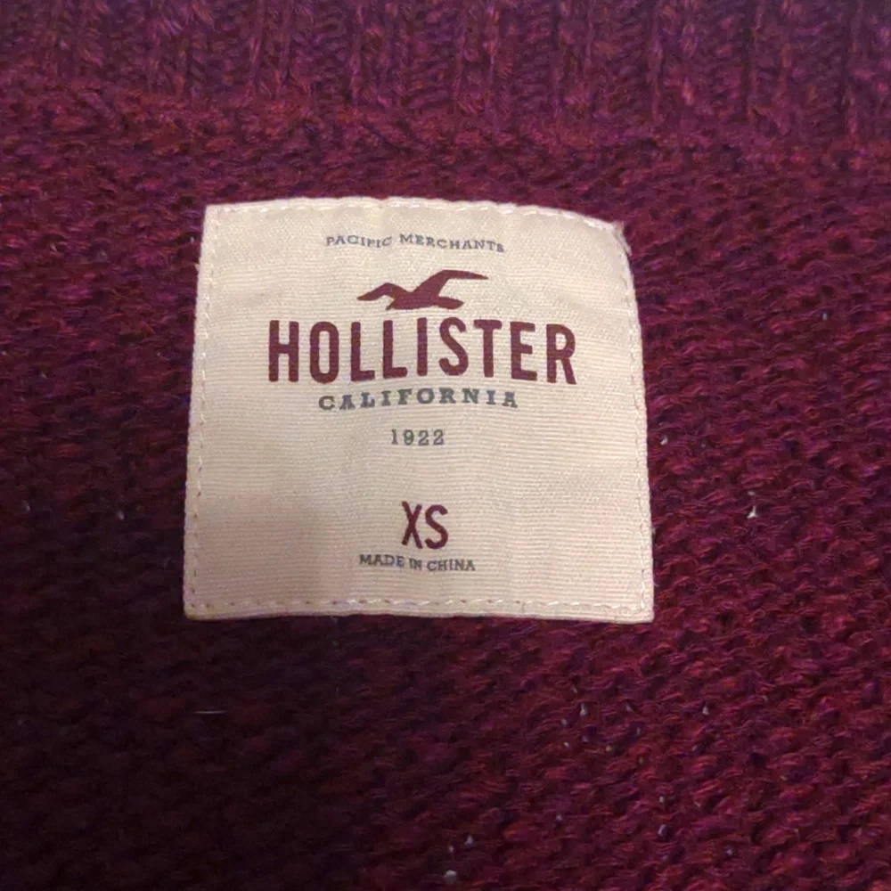 Hollister XS Striped Maroon Sweater - Picture 4 of 5